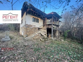 Продажба на имоти в с. Ловнидол, област Габрово - изображение 3 