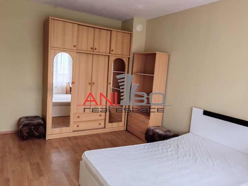 In vendita  1 camera da letto Varna , Chataldga , 45 mq | 12803190