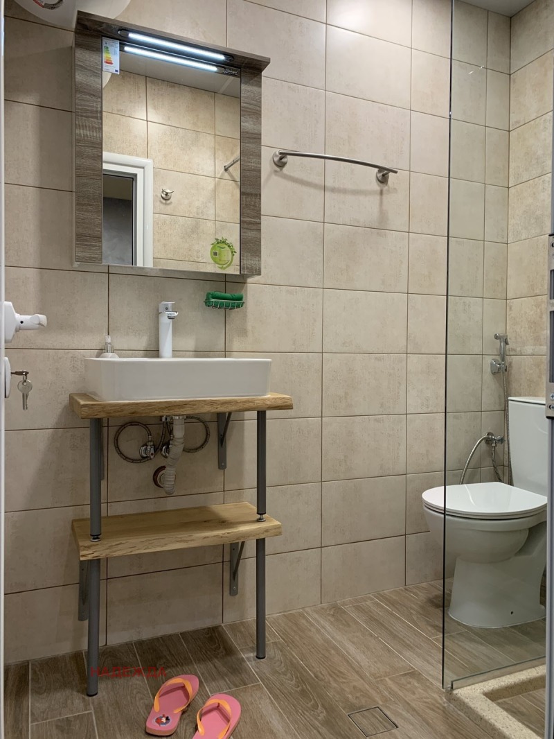 Продава  3-стаен град Плевен , Идеален център , 80 кв.м | 93350687 - изображение [8]
