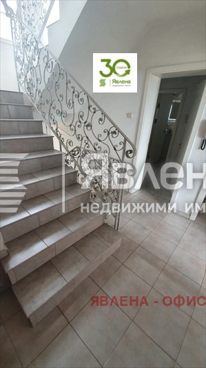 Продава КЪЩА, гр. Варна, м-т Манастирски рид, снимка 16 - Къщи - 48446639