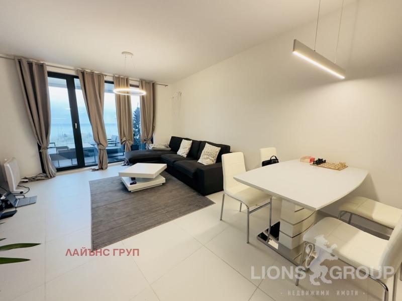 Продава 3-СТАЕН, гр. Варна, Бриз, снимка 3 - Апартаменти - 52716733