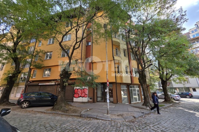 Продава 3-СТАЕН, гр. София, Лагера, снимка 11 - Апартаменти - 52812018