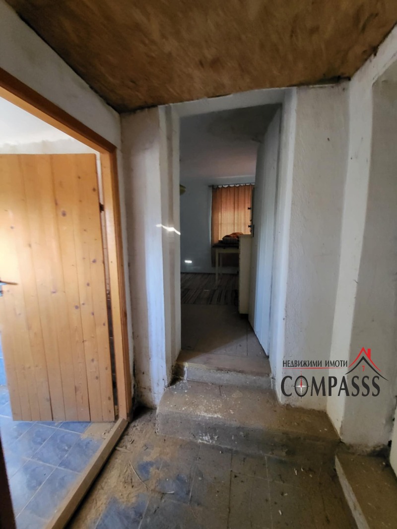 Продава КЪЩА, с. Изворово, област Добрич, снимка 9 - Къщи - 52985096