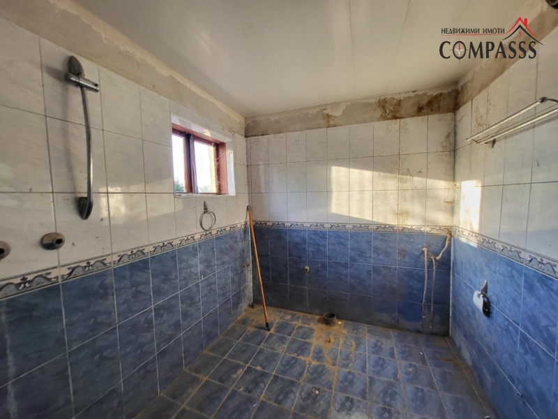 Продава КЪЩА, с. Изворово, област Добрич, снимка 6 - Къщи - 52985096