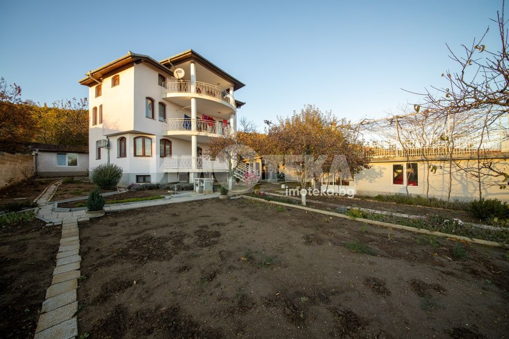 Продава КЪЩА, гр. Варна, Виница, снимка 6 - Къщи - 51541927