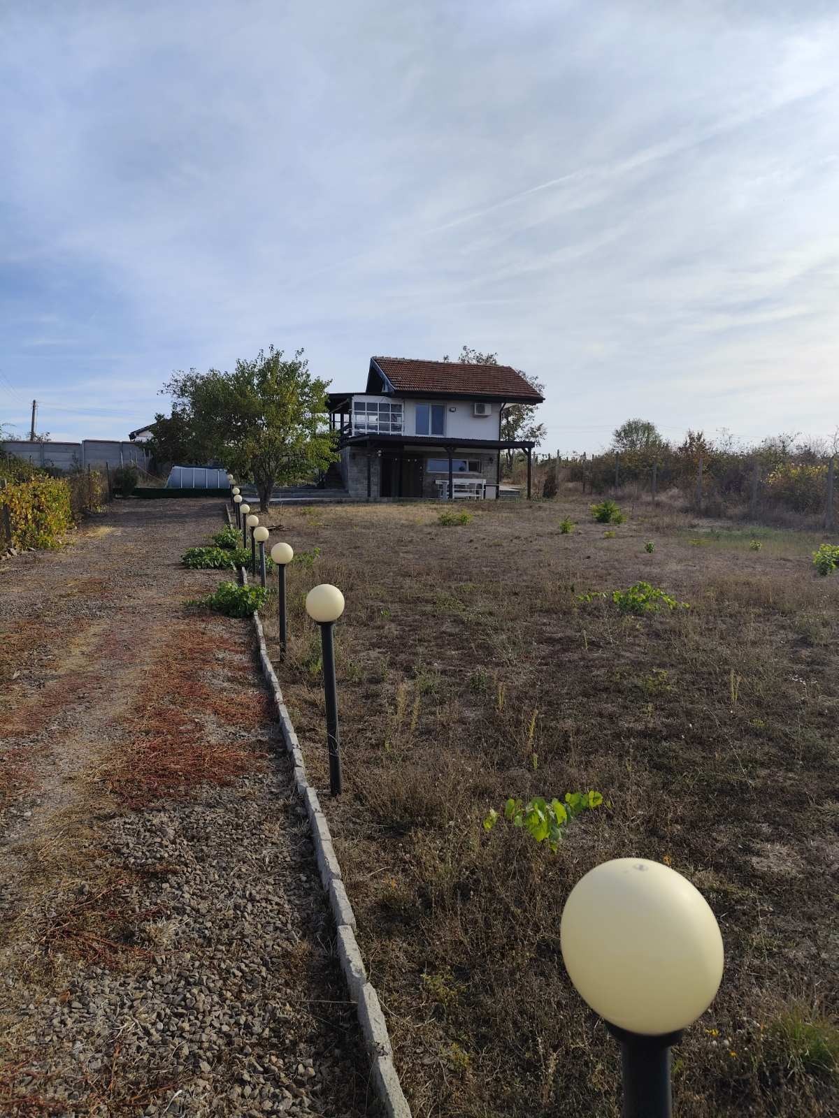 Продава КЪЩА, гр. Бургас, в.з. Лозницата