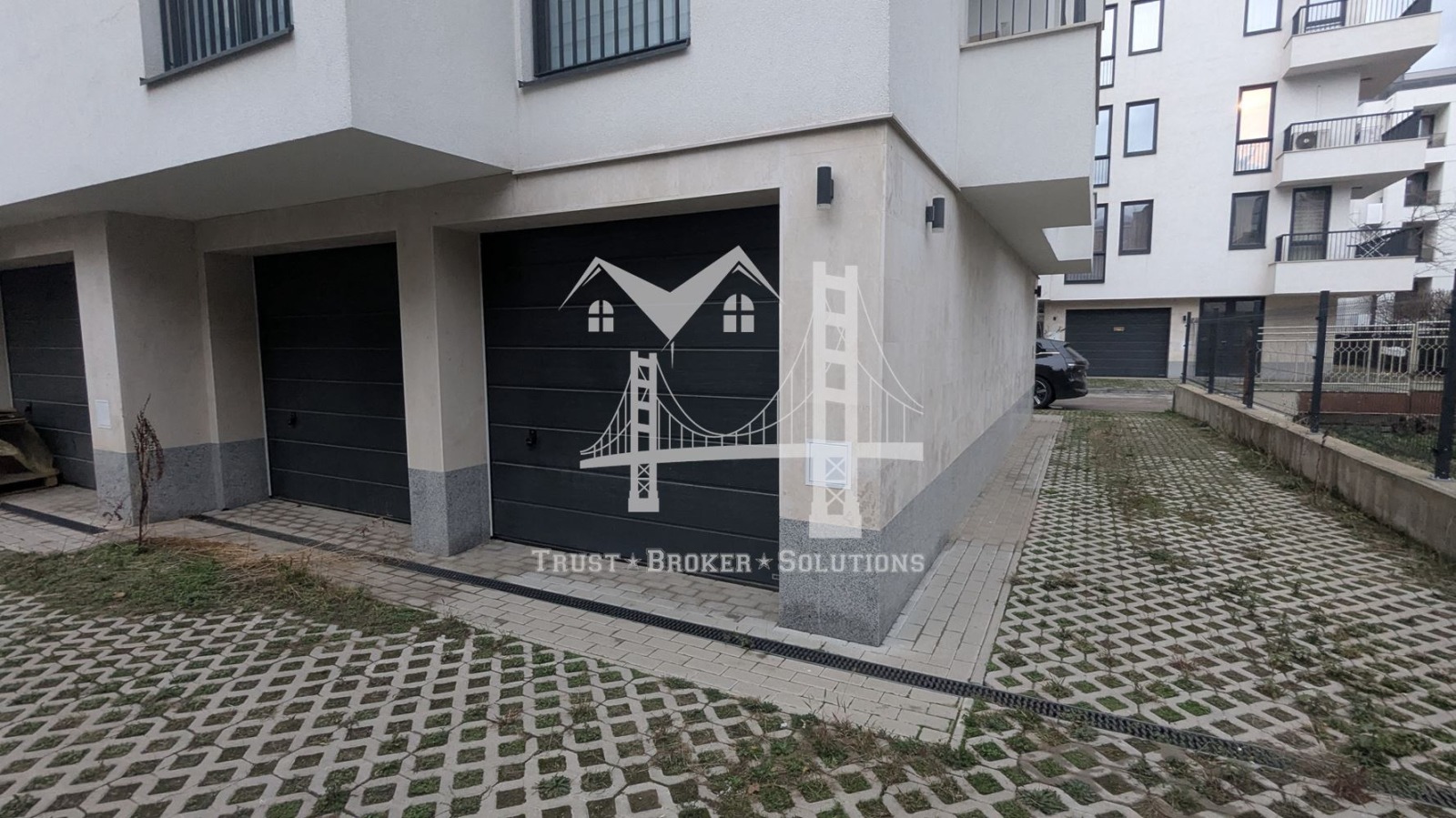 Продава ГАРАЖ, ПАРКОМЯСТО, гр. София, Кръстова вада, снимка 2 - Гаражи и паркоместа - 52460237