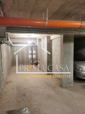 Garage Tsentar, Plovdiv 1