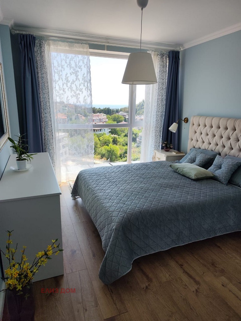 Продава 3-СТАЕН, гр. Варна, Бриз, снимка 2 - Апартаменти - 52536189