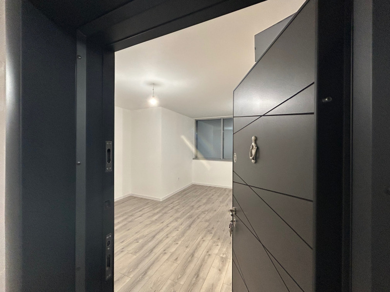 Продава 3-СТАЕН, гр. София, Център, снимка 2 - Апартаменти - 53247640