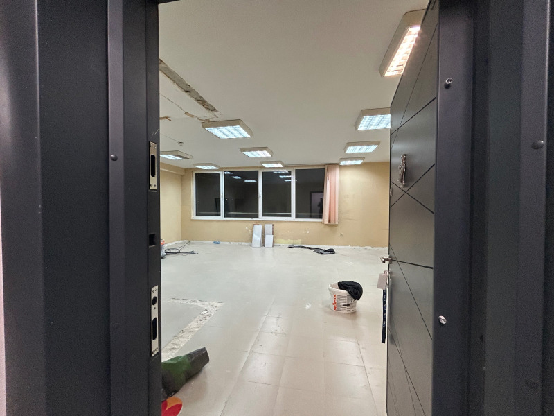 Продава 3-СТАЕН, гр. София, Център