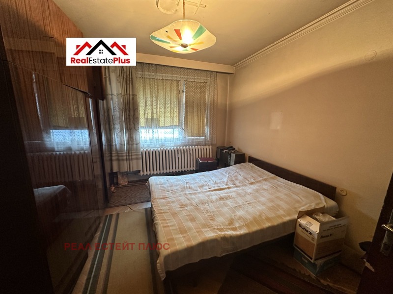 Продава МНОГОСТАЕН, гр. Плевен, Мара Денчева, снимка 2 - Апартаменти - 52846774