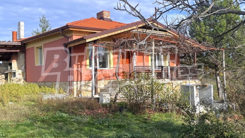 Продава КЪЩА, с. Верен, област Стара Загора, снимка 2 - Къщи - 52573311
