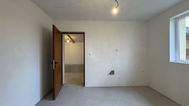 Продава КЪЩА, с. Верен, област Стара Загора, снимка 11 - Къщи - 52573311