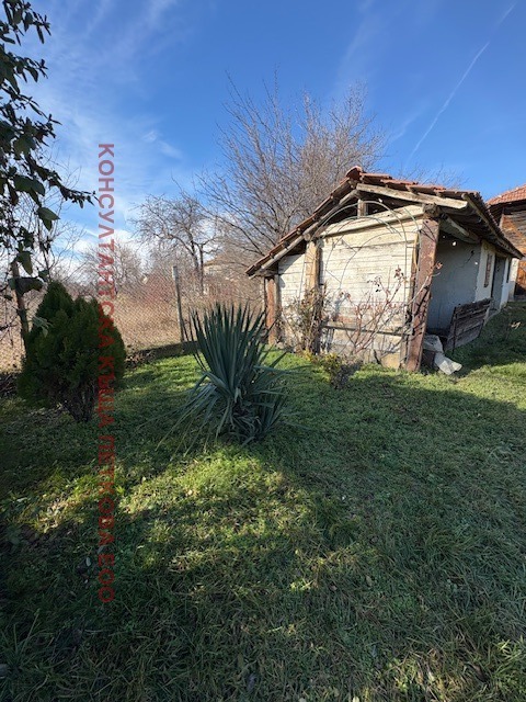 Продава КЪЩА, с. Брестово, област Ловеч, снимка 3 - Къщи - 53305817