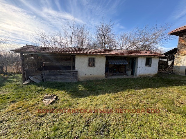 Продава КЪЩА, с. Брестово, област Ловеч, снимка 4 - Къщи - 53305817