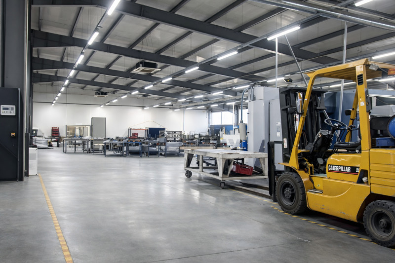 Продава БИЗНЕС ИМОТ, гр. София, Обеля