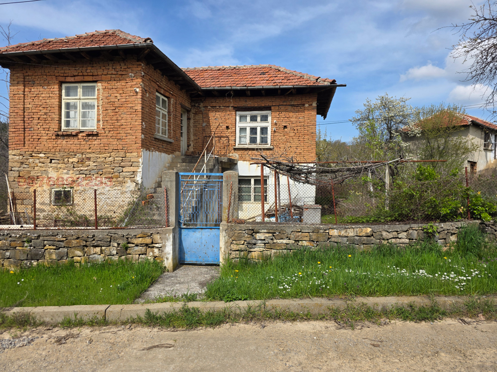 Продава КЪЩА, с. Крушево, област Габрово, снимка 2 - Къщи - 54247872