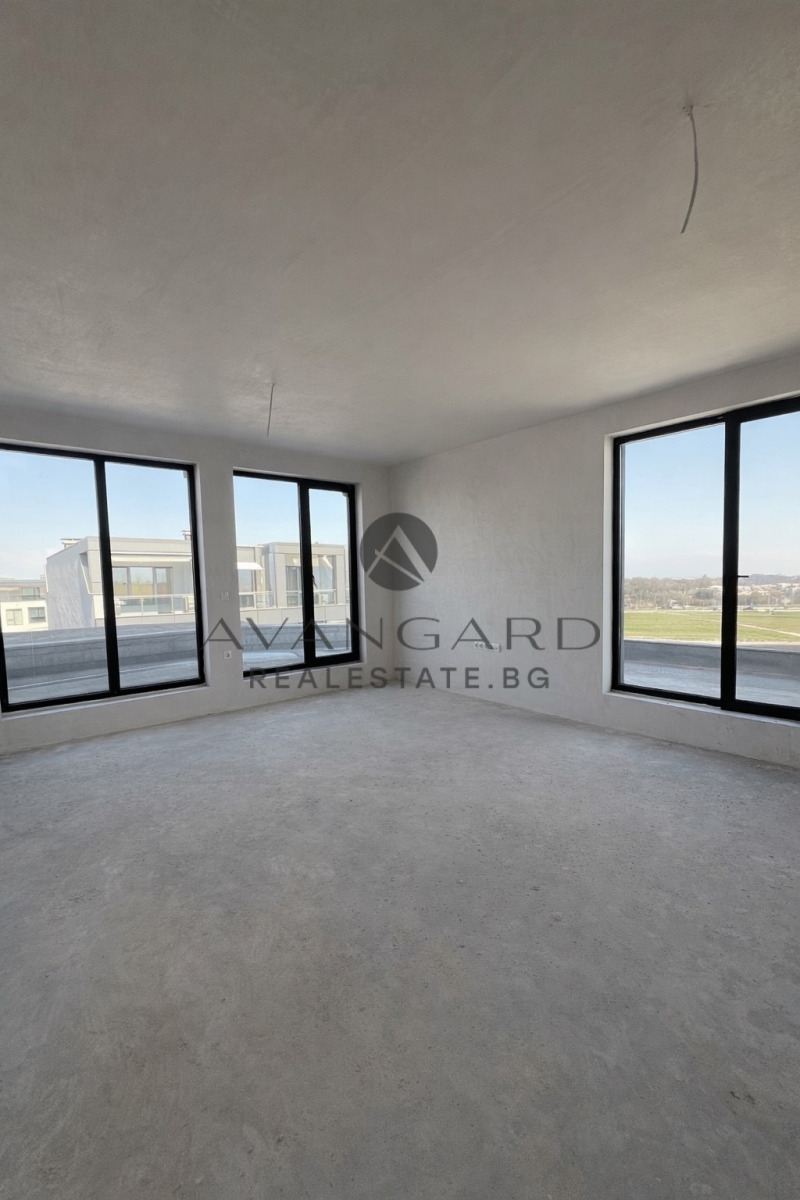 Продава 3-СТАЕН в град Пловдив, Кършияка - 215 кв.м / 209 491 € » 409 728.78 лв., АВАНГАРД РИЪЛ ЕСТЕЙТ