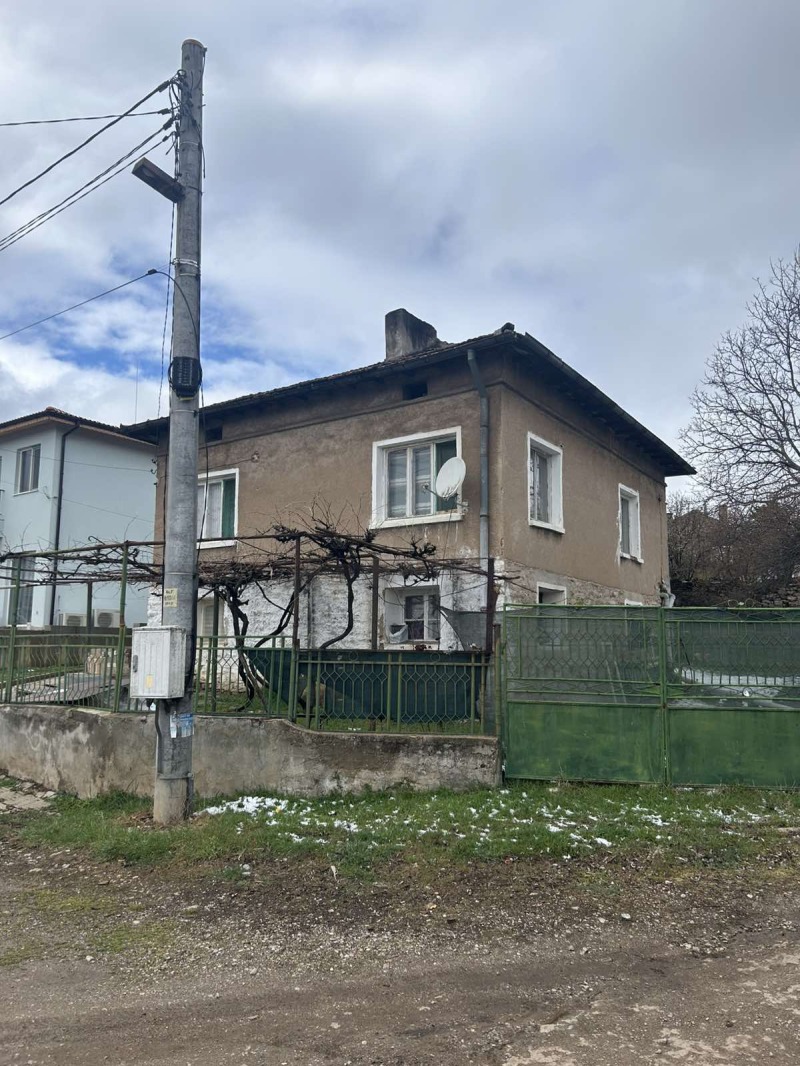 Продава КЪЩА в град София, гр. Бухово - 126 кв.м / 178 000 € » 348 137.74 лв., БЕСТ СЕЛЪРС БЪЛГАРИЯ ООД