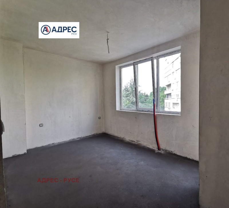 For Sale  Studio Ruse , Alei Vazrazhdane , 52 sq.m | 84369459 - image [4]