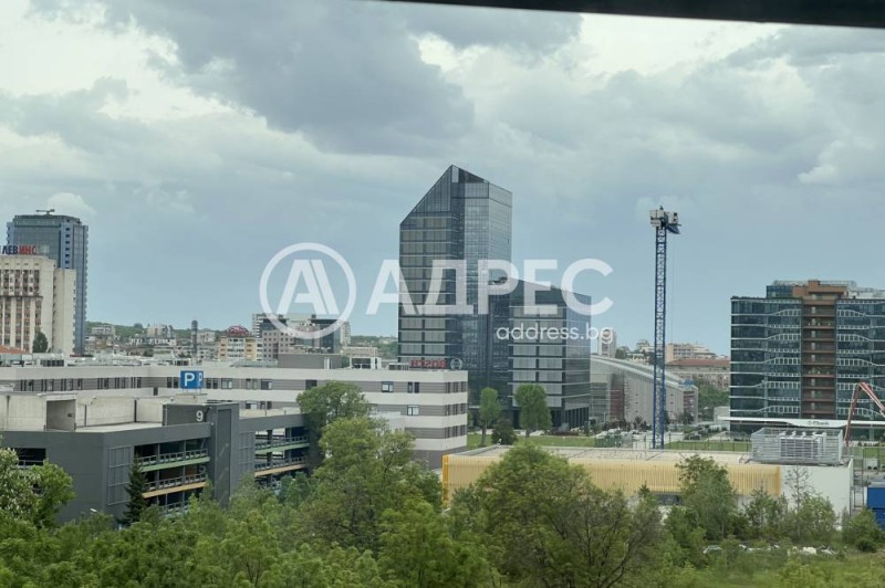 À venda  1 quarto Sofia , Poligona , 75 m² | 30106739