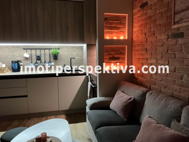 Продава 2-СТАЕН, гр. Пловдив, Център, снимка 4 - Апартаменти - 56224028