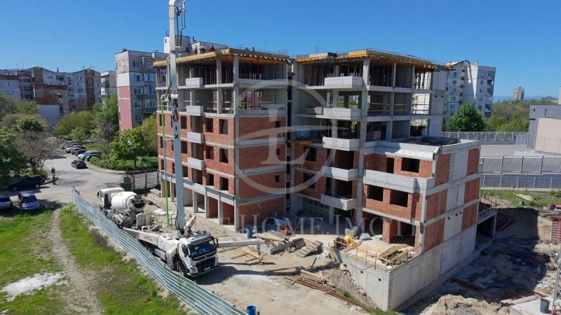 In vendita  1 camera da letto Plovdiv , Trakiia , 78 mq | 55407907
