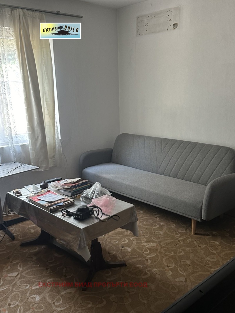 Продава  Етаж от къща град Шумен , 2-ри корпус , 33 кв.м | 94595912 - изображение [4]