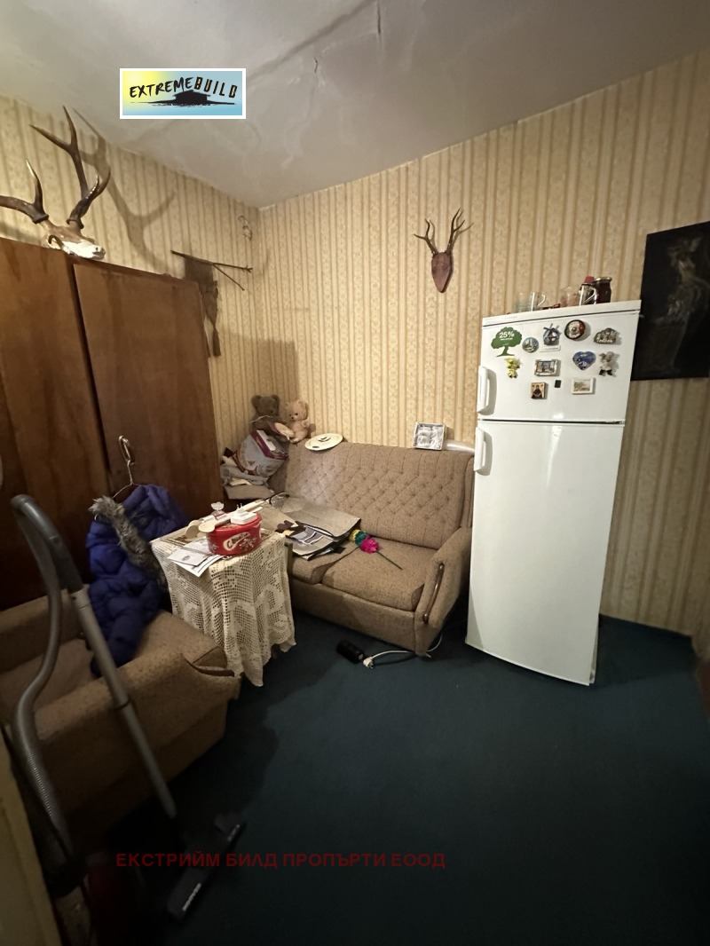 Продава  Етаж от къща град Шумен , 2-ри корпус , 33 кв.м | 94595912 - изображение [6]