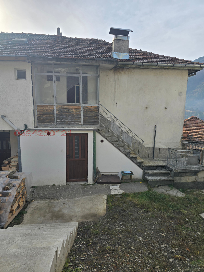 Продава ЕТАЖ ОТ КЪЩА, гр. Смолян, Горно Влахово, снимка 13 - Етаж от къща - 52779624