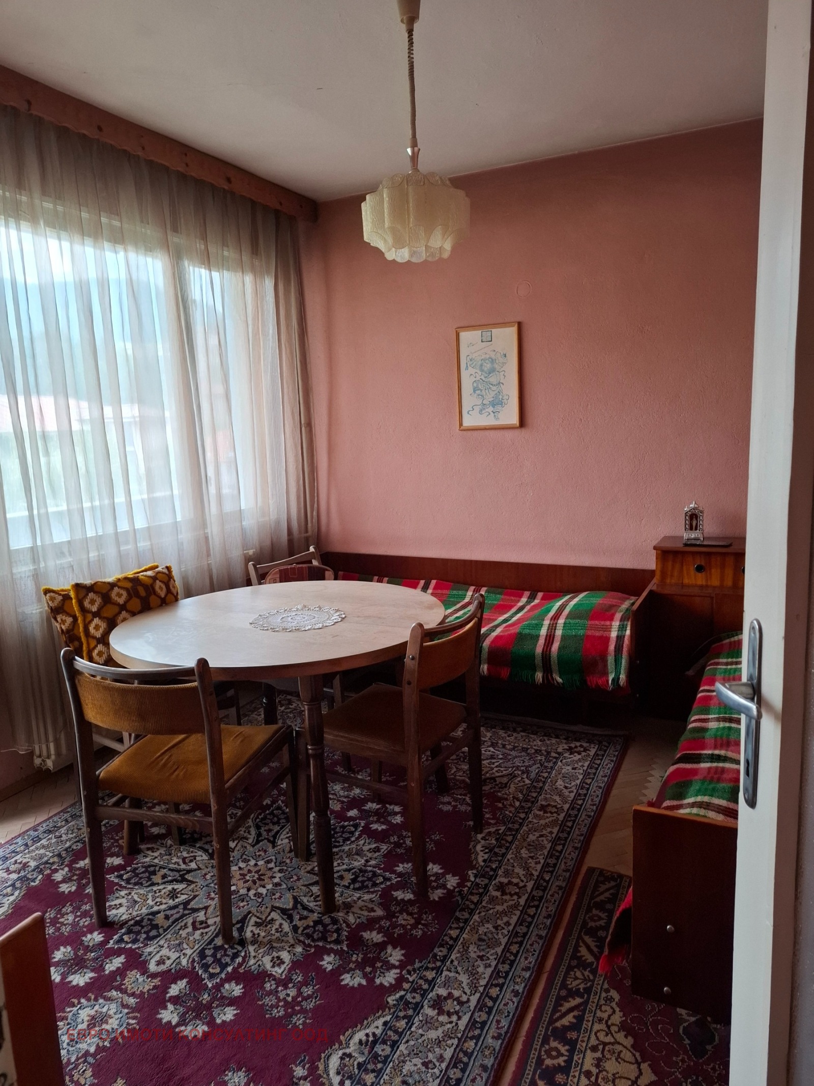 Продава 3-СТАЕН, гр. Чепеларе, област Смолян, снимка 2 - Апартаменти - 53613250