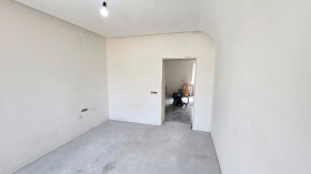 2 bedroom Tvardi livadi, Pernik 3