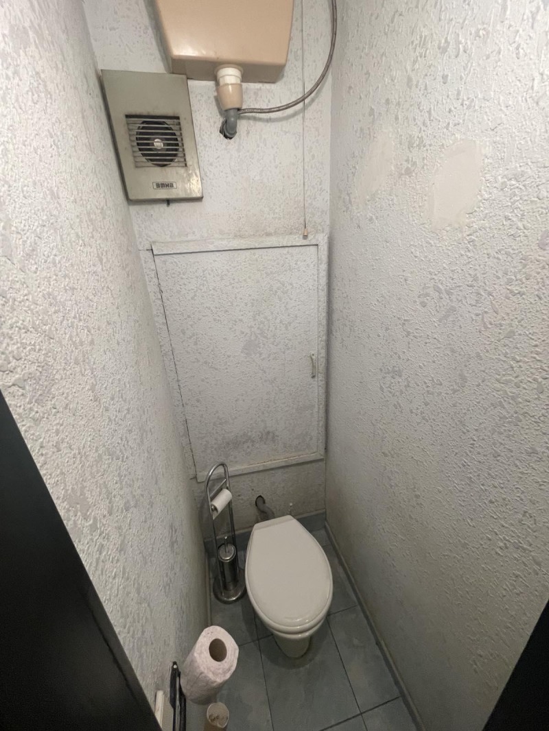 Продава  2-стаен град София , Изток , 67 кв.м | 82796924 - изображение [8]