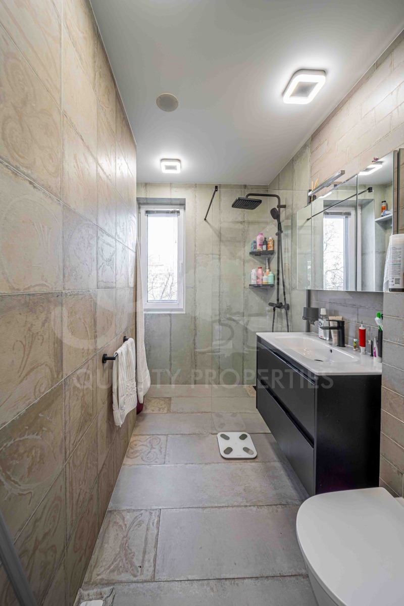 Продава 4-СТАЕН, гр. София, Изток, снимка 13 - Апартаменти - 53094925