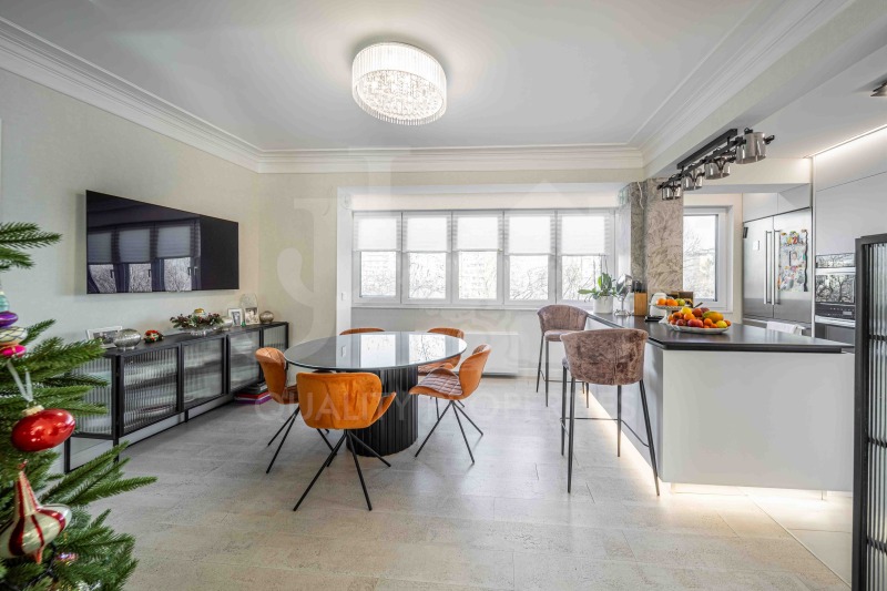 Продава 4-СТАЕН, гр. София, Изток, снимка 6 - Апартаменти - 53094925