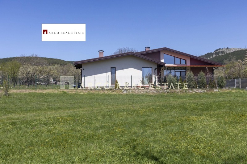 Продава КЪЩА, гр. Драгоман, област София област