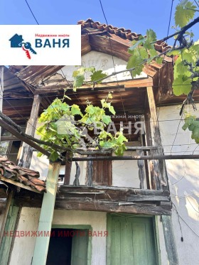 House Starosel, region Plovdiv