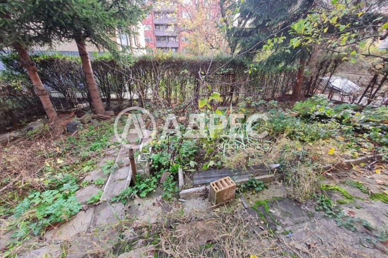 Продава ЕТАЖ ОТ КЪЩА, гр. София, Изгрев, снимка 5 - Етаж от къща - 52835501