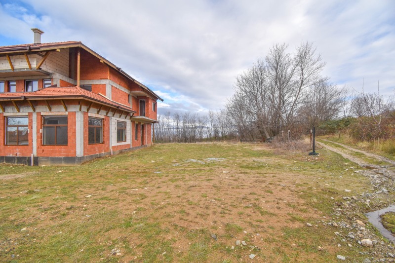 Продава КЪЩА, гр. Сапарева баня, област Кюстендил, снимка 3 - Къщи - 52691415