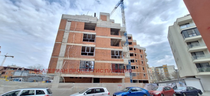 Продава 2-СТАЕН в град Пловдив, Христо Смирненски - 68 кв.м / 110 400 € » 215 923.63 лв., БЪЛГЕРИАН ПРОПЕРТИС ПЛОВДИВ