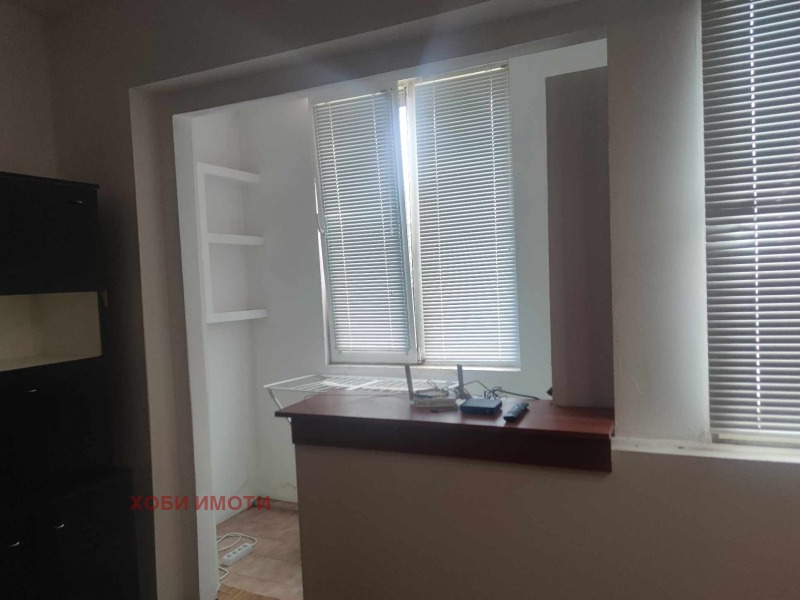 Продава 1-СТАЕН, гр. Пловдив, Тракия, снимка 9 - Апартаменти - 52882319