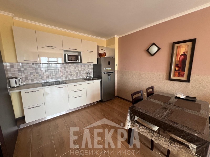 In vendita  2 camere da letto Varna , k.k. Zlatni piasatsi , 101 mq | 47291213