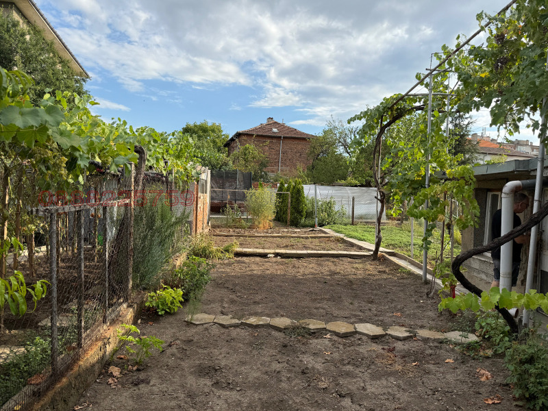 Продава КЪЩА, гр. Димитровград, област Хасково, снимка 6 - Къщи - 52962239