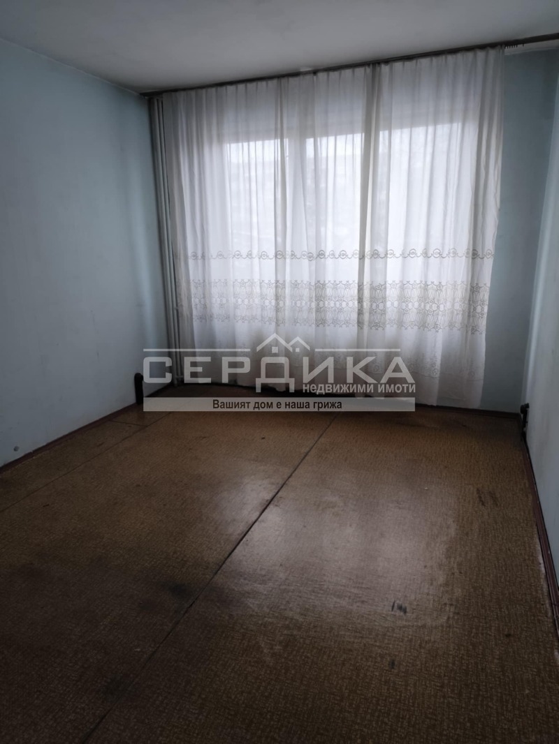 Продава 3-СТАЕН, гр. София, Мусагеница, снимка 3 - Aпартаменти - 49180536