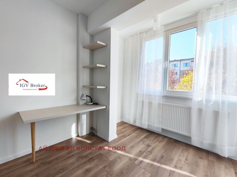 Продава 3-СТАЕН, гр. София, Борово, снимка 6 - Апартаменти - 52572532