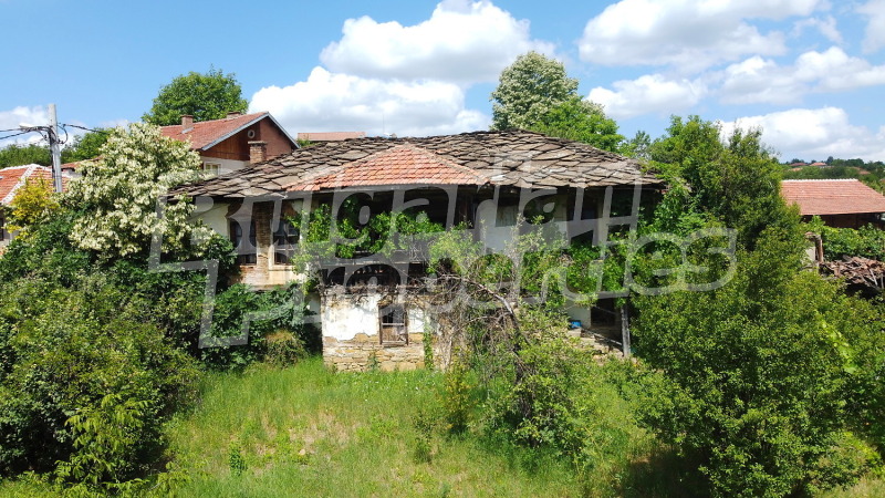 Продава КЪЩА, с. Ловнидол, област Габрово, снимка 3 - Къщи - 52844714