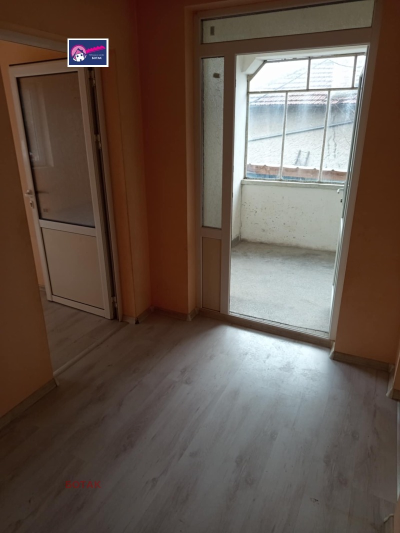 Продава КЪЩА, с. Попинци, област Пазарджик, снимка 9 - Къщи - 53304701