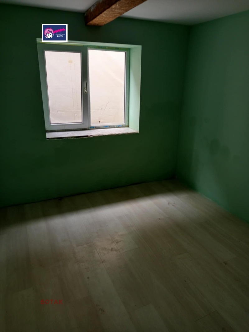 Продава КЪЩА, с. Попинци, област Пазарджик, снимка 11 - Къщи - 53304701