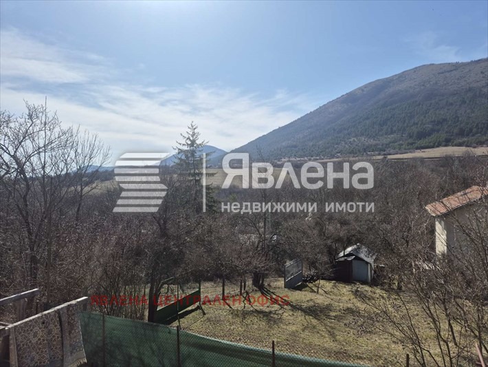 Продава КЪЩА, с. Лялинци, област Перник, снимка 8 - Къщи - 53865976